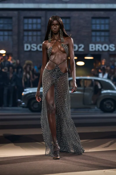 Look 66